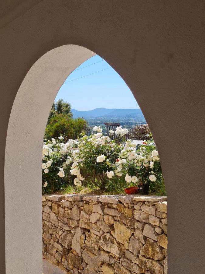 Aloasis Bed & Breakfast Grimaud Bagian luar foto